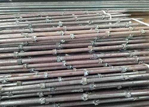 兰考隧道钢花管